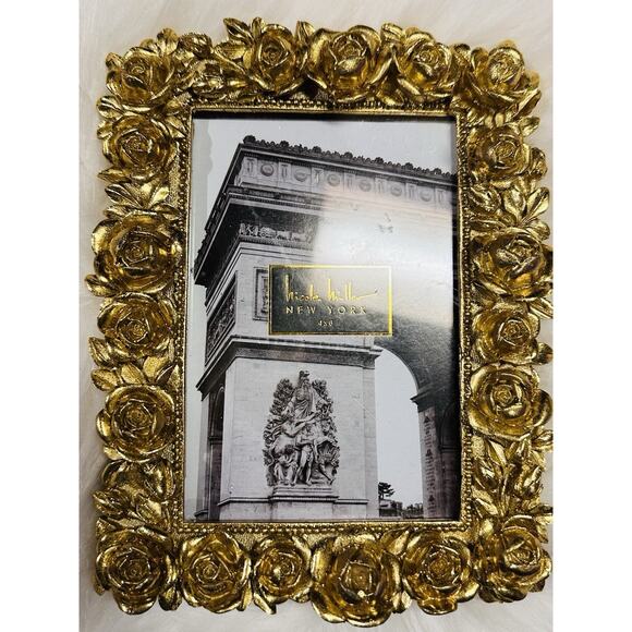 Nicole Miller Hollywood Regency Style Ornate Gold Roses 5x7 Picture Photo Frame - Picture 1 of 3
